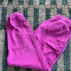 lululemon Scuba Mid-Rise Oversized Jogger
Regular